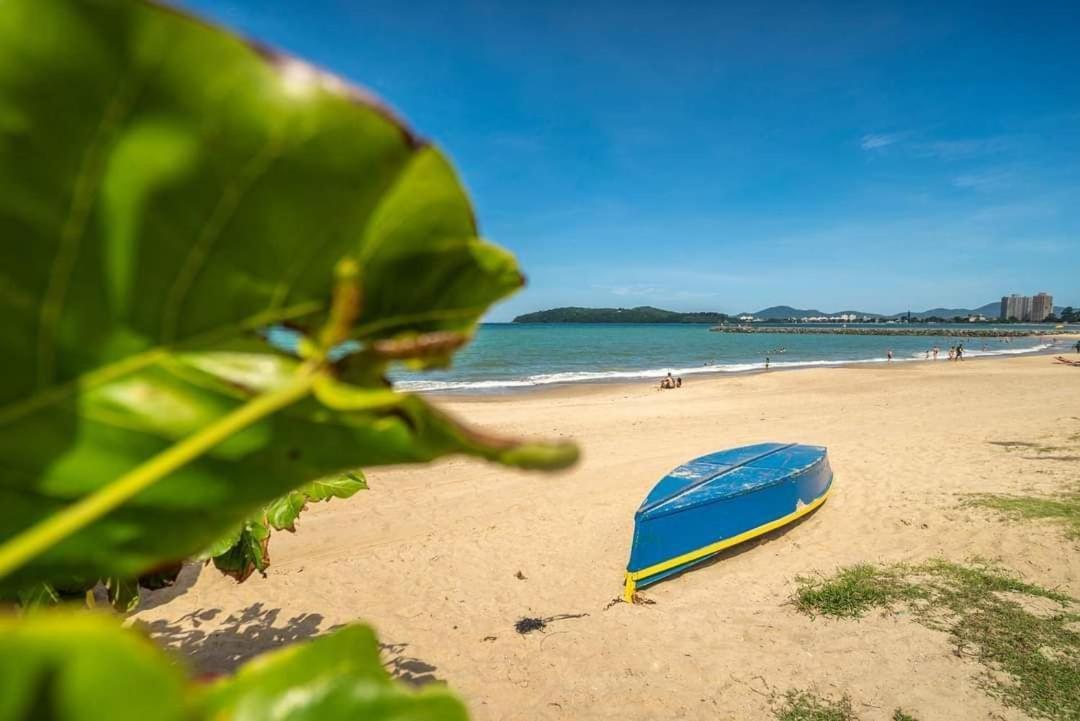 7º Andar, Vista Mar, 200M Praia, 15Km B Carrero Piçarras المظهر الخارجي الصورة